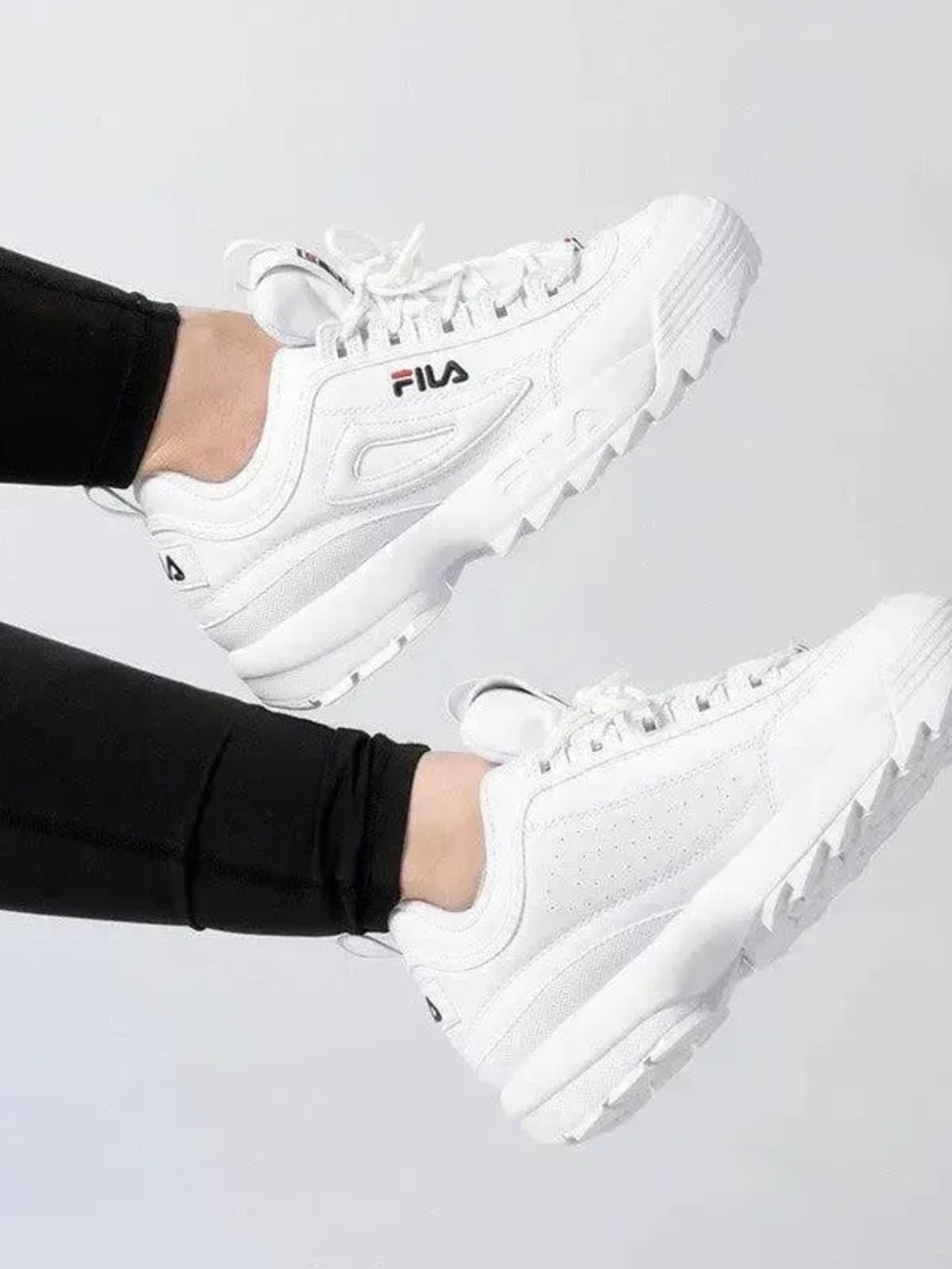***** Fila White Women's Chunky Platform Sneakers with Red & Navy Logo b5 *****